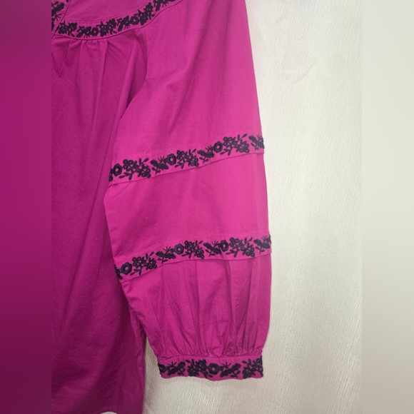 Magenta Embroidered Women's Top Size M - Picture 7 of 11